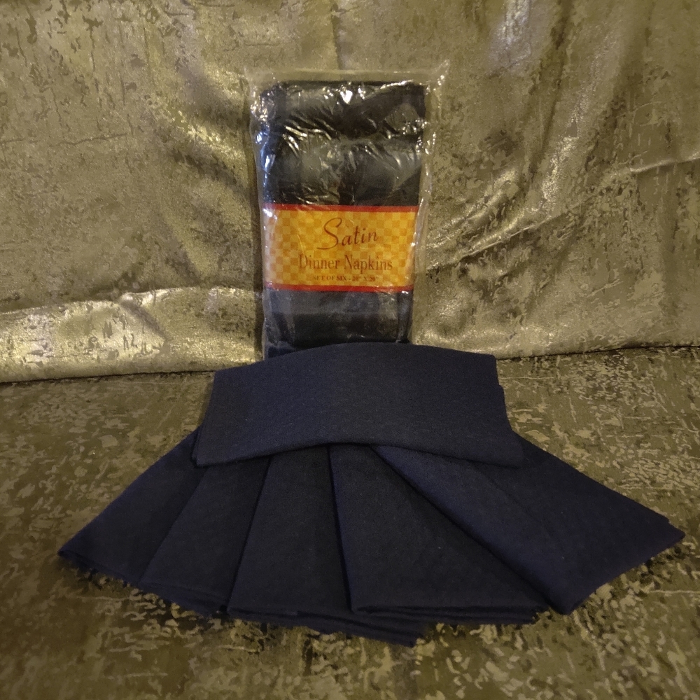 NEW,  Satin Set Of 12 Navy Dinner Fabric Napkins. Size 20" x 20"